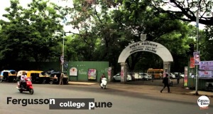 Fergussion-College-Pune-Entrance-Gate-and-Traffic-Campus-Times