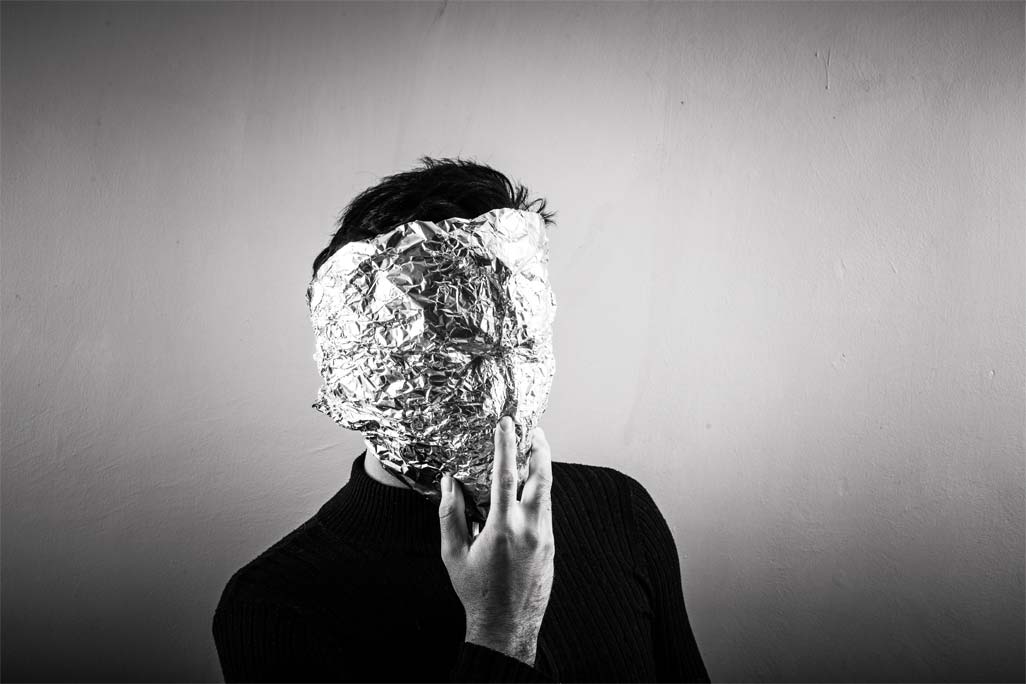 faceless-man-with-identity-crisis-foil-on-face