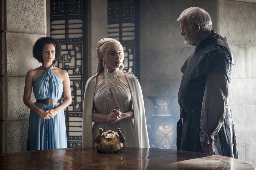 Daenerys-with-Ser-Barristan-Selmy-in-Mereen-Season-5