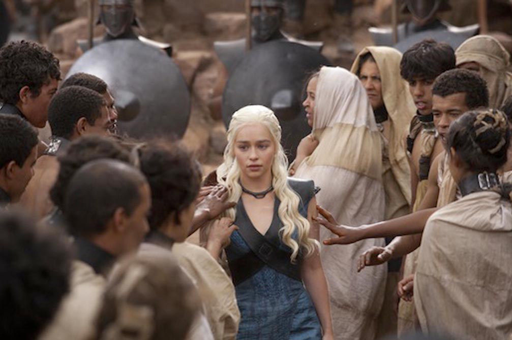  daenerys-between-the-slaves-of-meereen