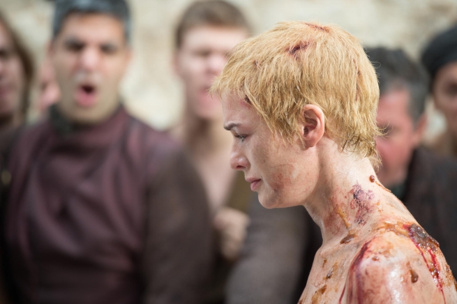 GOT-510-Cersei-full-of-filth-during-Walk-of-Shame