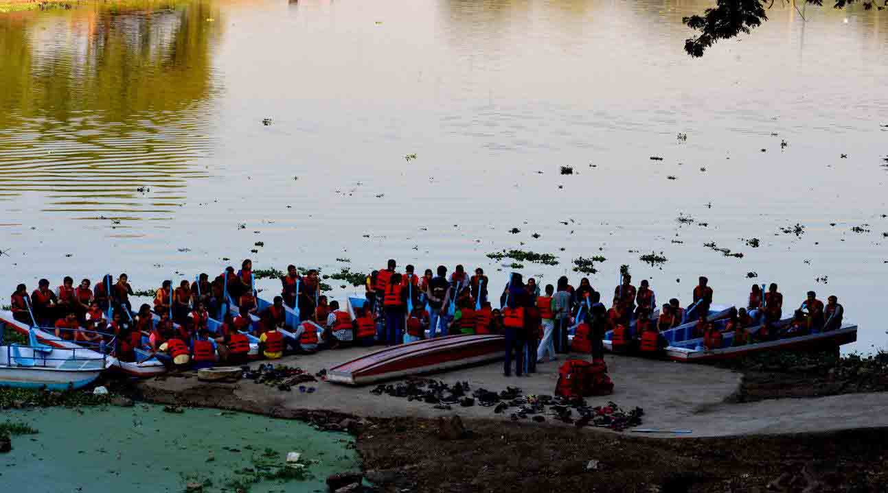 coep regatta pune boat race in pune coep boat club arrow formation