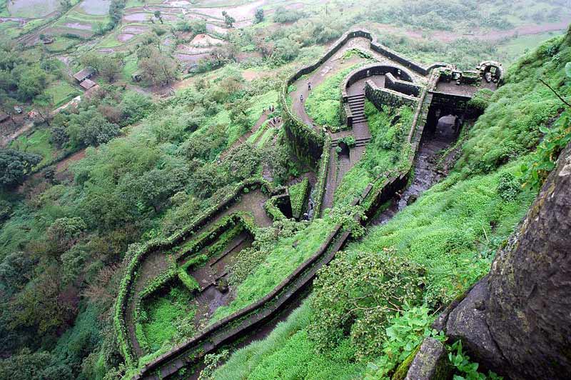 Lohagad-trekking-in-pune