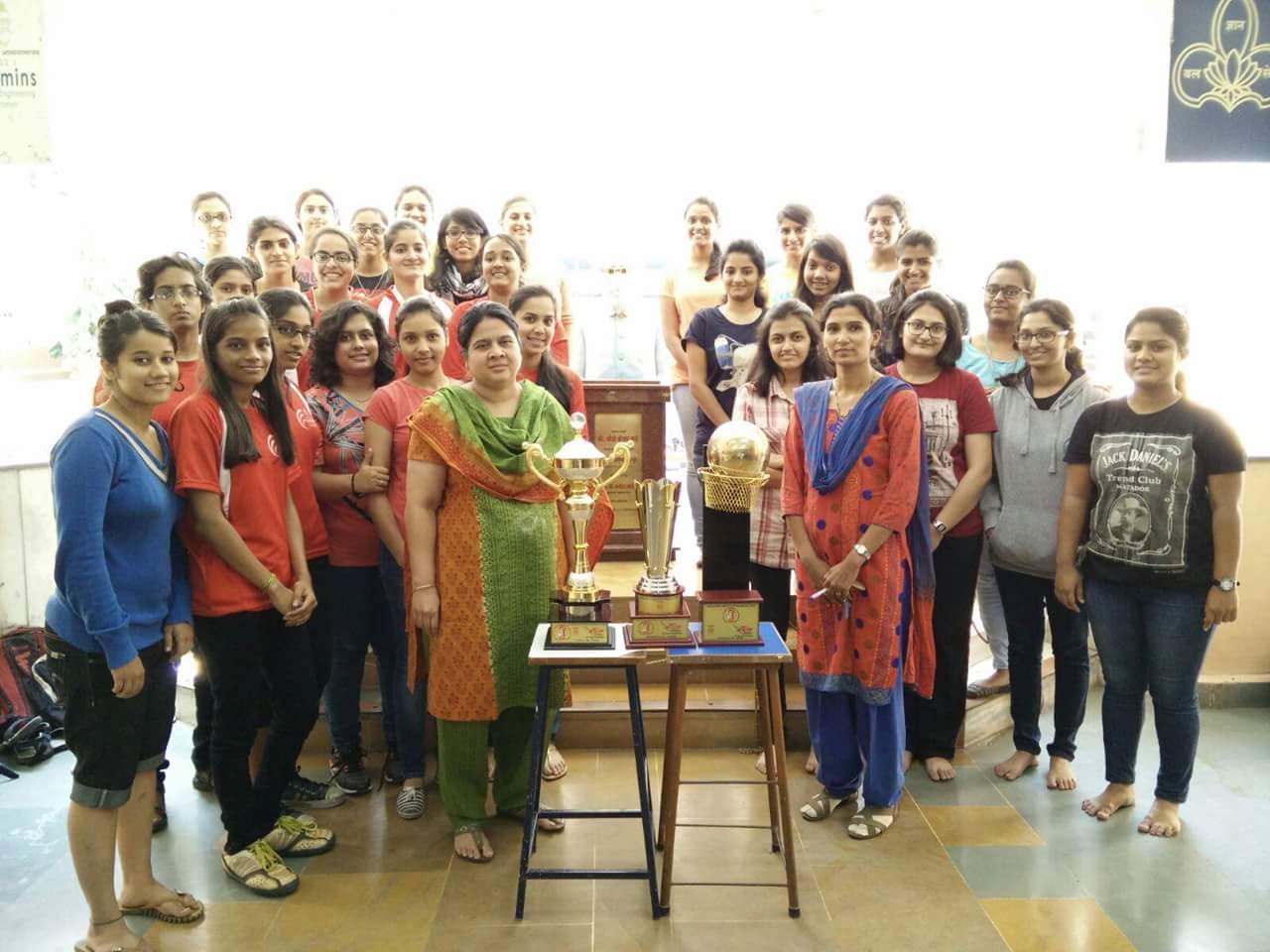 cummins college of engineering sports team girls students