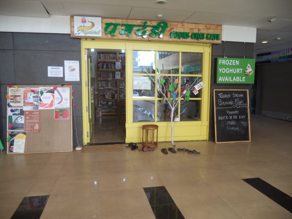pagdandi-books-chai-cafe-baner-places-to-hangout-pune