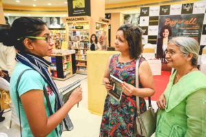 nina lekhi book launch baggit bag it all crossword campus times pune