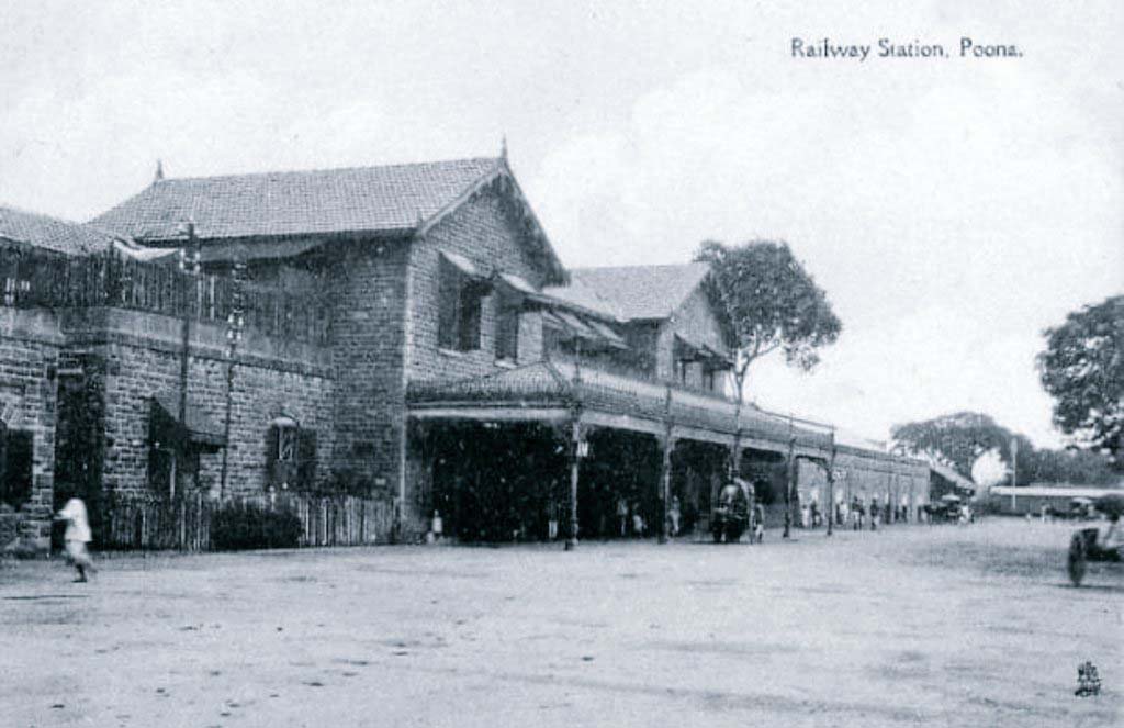 pune-railway-station-before