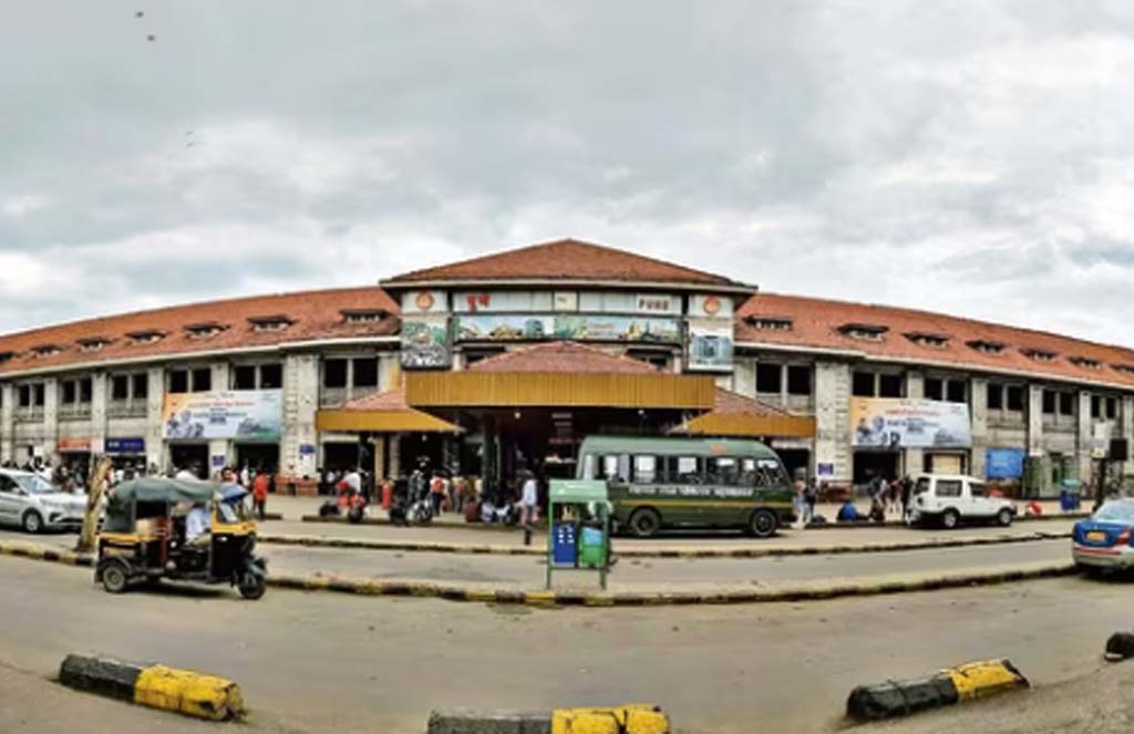 pune-railway-station-now