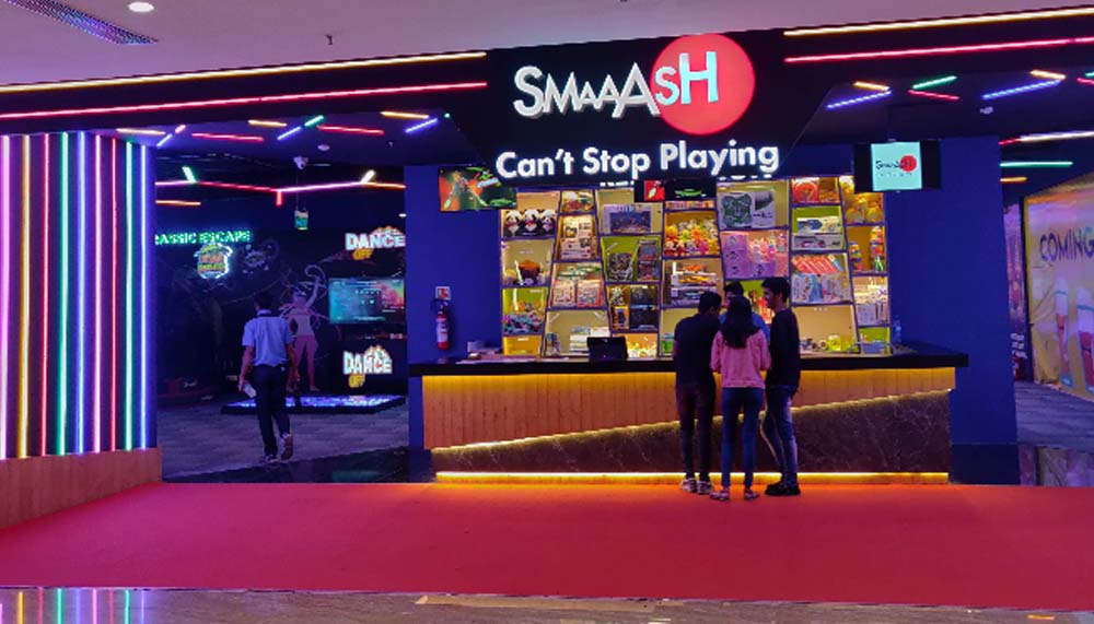 Smaaash-Amanora-Mall