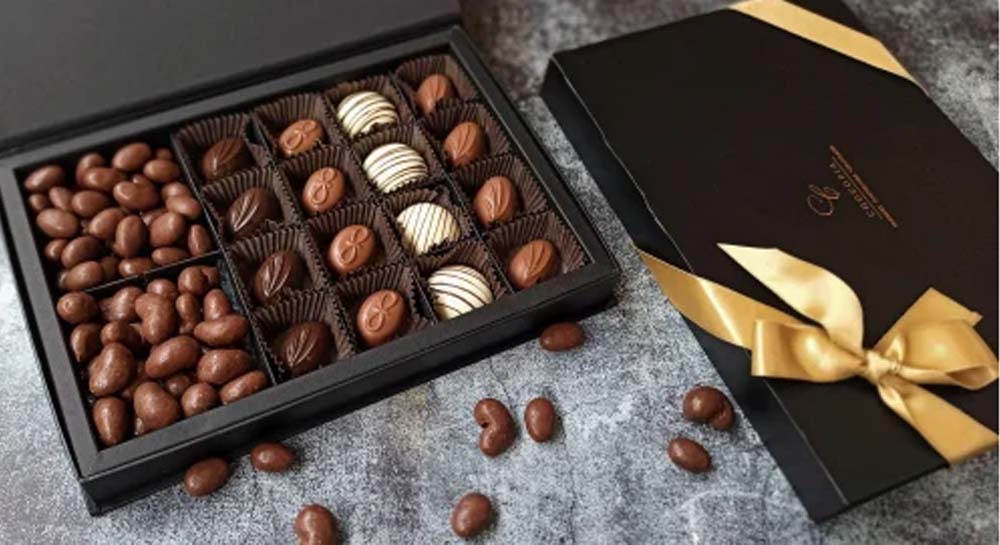 Gourmet-Chocolate-Box-Valentine's-Day-Gifts-Ideas