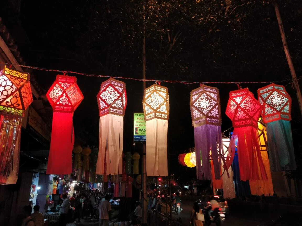 Bohri Ali bohri-ali-pune-diwali-lantern-market